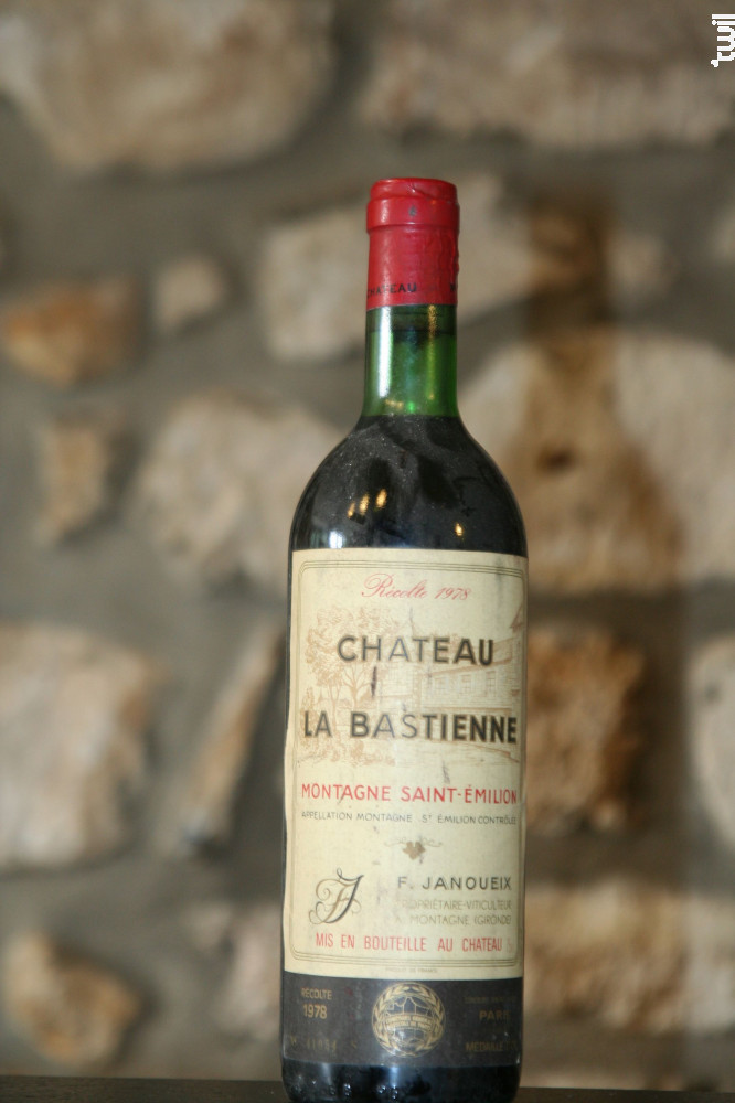 Achat Vin Chateau La Bastienne Rouge Maison François Janoueix