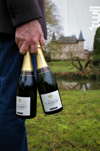 Brut classique - Champagne A. Robert - Non millésimé - Effervescent