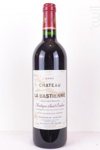 Château La Bastienne - VIGNOBLES PIERRE-EMMANUEL JANOUEIX - 2002 - Rouge