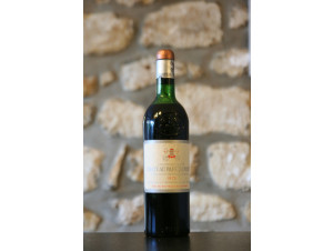 Château Pape Clément Grand Cru Classé de Graves - Château Pape Clément - 1982 - Rouge